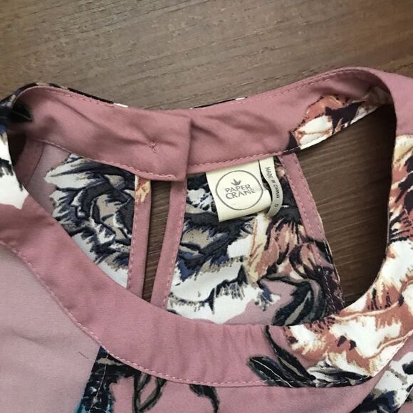 PAPER CRANE Floral Top Size Small - Picture 3 of 4